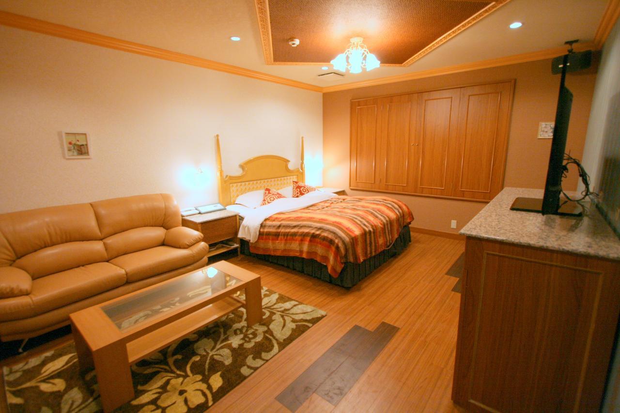 Hotel Sari Resort Takinoyashiro (Adults Only) Kato  Exterior photo